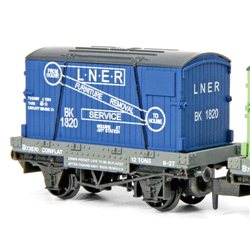 LNER Conflat with Container