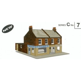 Red Brick Terrace Corner Shops H: 113mm - Card Kit