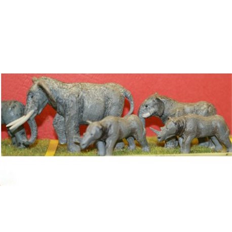 Elephants & Rhinos (OO Scale 1/76th)