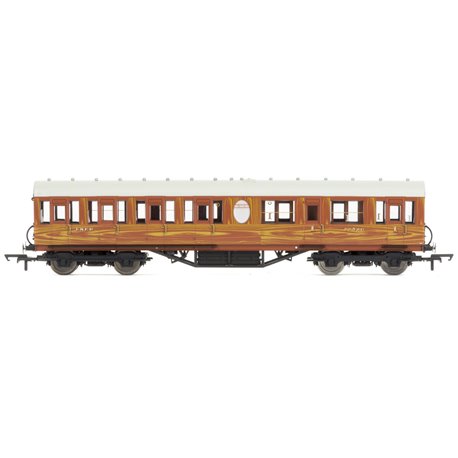 Thompson non-corridor composite 88426 in LNER teak