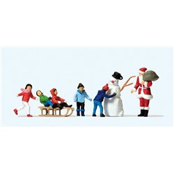 Christmas Scene (6) Exclusive Figure Set