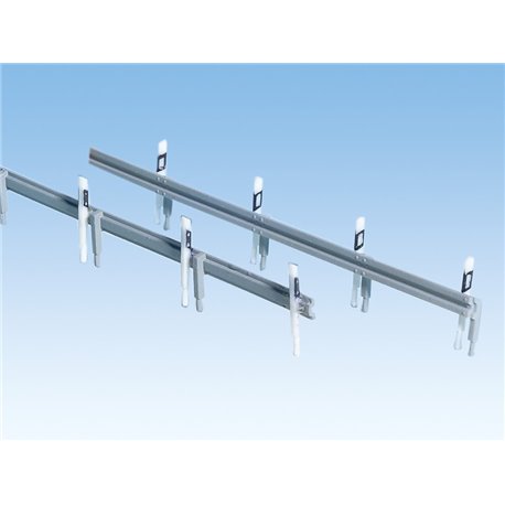 Barriers & Pylons (32) Length 70cm