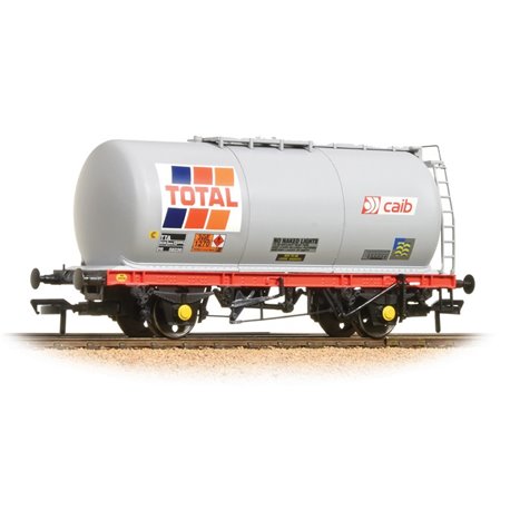 BR 45T TTA Tank Wagon ’Total’ RailfreightPetroleum Sector