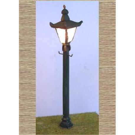 Street Lamp (working kit) (square top) (O scale 1/43rd)