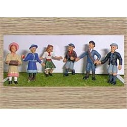 6 Victorian/Edwardian Children Playing (O scale 1/43rd)