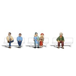 Passengers - N scale (5 pieces)