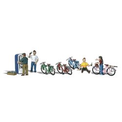 Bicycle Buddies - N Scale (9 pieces)