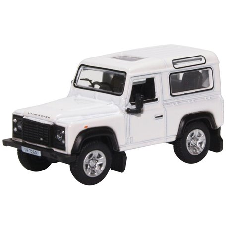 LAND ROVER DEFENDER 90 STATION WAGON HK WHITE