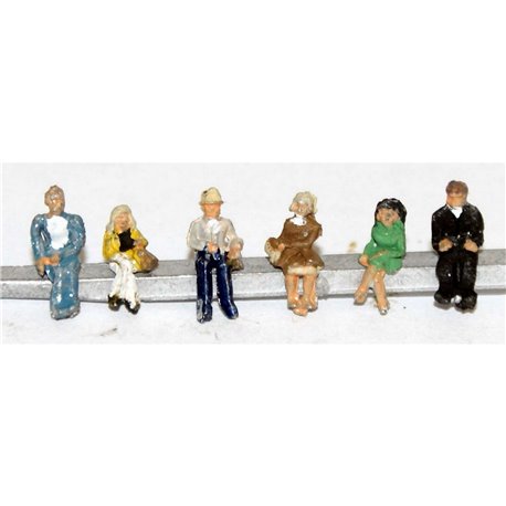Painted 6 Assorted Seated Passengers / Figures Set 1 (N scale 1/148th)