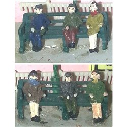 Painted 2x station seats & 2 figures