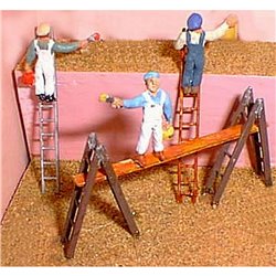 Painted Workmen on ladders (OO Scale 1/76th)