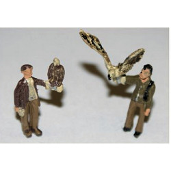 2 x Falconers & Birds of Prey - Unpainted