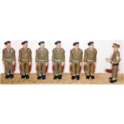 Army personnel - On Parade-Attention (OO Scale 1/76th) - Unpainted