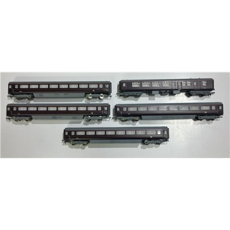 Bundle of 5 Hornby Royal-Train coaches 00 gauge (used)