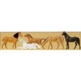 Horses (5) Standard Figure Set