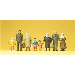 Passers By (8) Exclusive Figure Set
