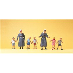 Nuns (2) with Children (5) Exclusive Figure Set