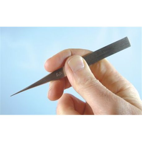 AA Tweezer