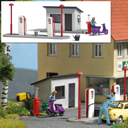 A set: Gas station H0