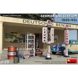 Miniart 1:35 - German Gas Station 1930-40's
