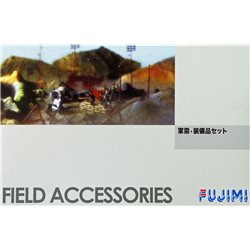 Field Accessories with 6 soldiers 1/76 Scale Kit