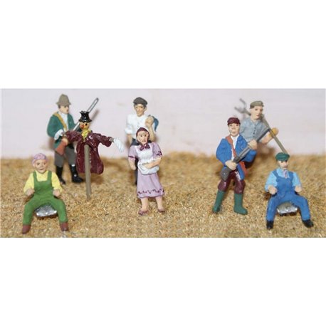 Painted 8 x Farm figures (OO Scale 1/76th)