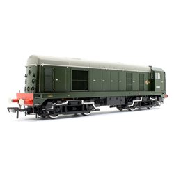 Class 20/0 Diesel number D8015 in BR Green livery - Late Crest