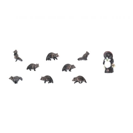 Raccoon Dogs (8) Figure
