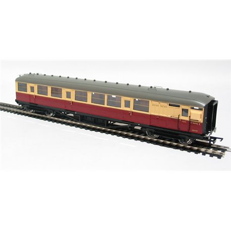 Gresley 61ft corridor brake coach E10092E in (ex LNER) BR crimson & cream