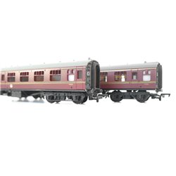 A Set of Two Mainline BR Coaches in Maroon OO Gauge USED