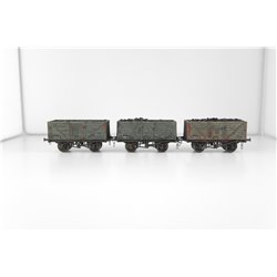 3 x Bachmann 37-158 8 Plank Fixed End Wagon In BR Grey Livery - Weathered. OO Gauge. USED 