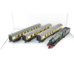 Hornby R3220 " The Tyseley Connection" train pack with Class 49 "Pitchford Hall" in GWR green & 3 Mk1 coaches DCC Fitted OO Ga