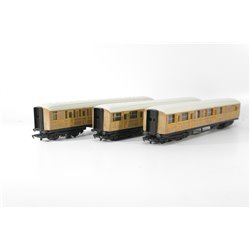 A set of 3 Hornby LNER Teak Coaches OO Gauge USED