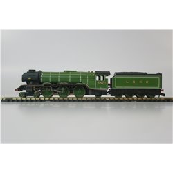 Graham Farish 372-379 Class A3 4-6-2 4472 "Flying Scotsman" with double chimney with smoke deflectors. DCC Fitted. N Gauge USE