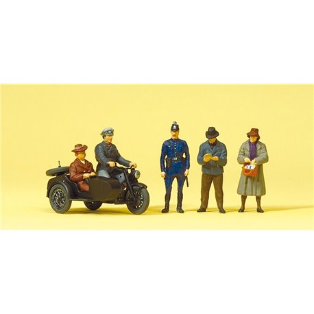 Zundapp w/Sidecar and Passers By (3) Exclusive Figure Set