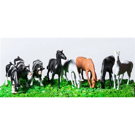 Cows & Horses (7) Figure