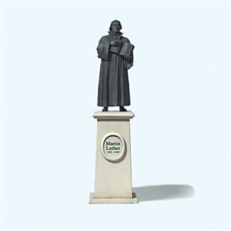 Martin Luther Statue