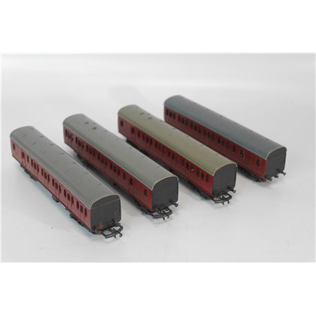 A Bunch of 4 Tri-ang TT Maroon Coaches. TT Gauge USED