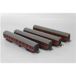 A Bunch of 4 Tria-ang TT Maroon Coaches. TT Gauge USED