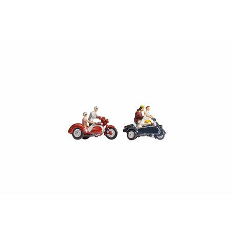 Motorcyclists (2x2) figures set