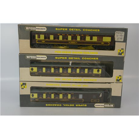 A Set of Three Wrenn Pullman Coaches W6000, W6001, W6002. Used. OO Gauge