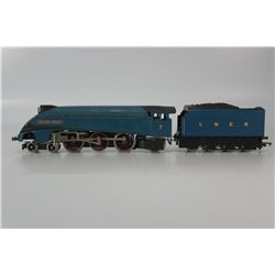 Wrenn W2212 4-6-2 Gresley LNER Blue. Used. OO Gauge