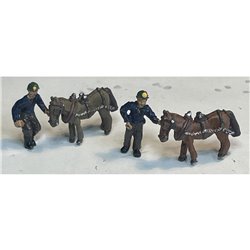 2 x Pitt Ponies (harnessed) & Handlers Unpainted Kit