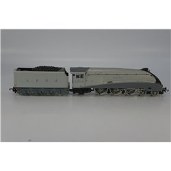 Hornby R312 Class A4 4-6-2 'Silver Link' 2509 in LNER Grey. Used. OO Gauge