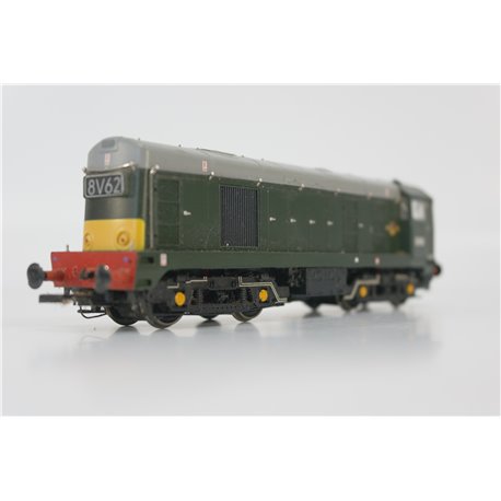 Bachmann Branchline 32-033DS Class 20 D8158 in BR green with centre headcode boxes (DCC Sound Fitted).Used. OO Gauge