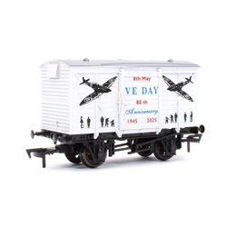 Ventilated Van VE Day 80th Anniversary Airforce