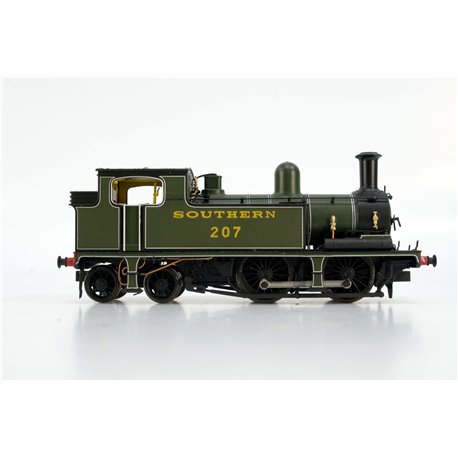 Kernow Models K2107 Class O2 0-4-4T 207 in SR maunsell green. Used. OO Gauge