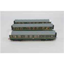 Hornby R369A Class 110 3-Car Diesel Multiple Unit E51840 E59701 E51815. Used. OO Gauge 