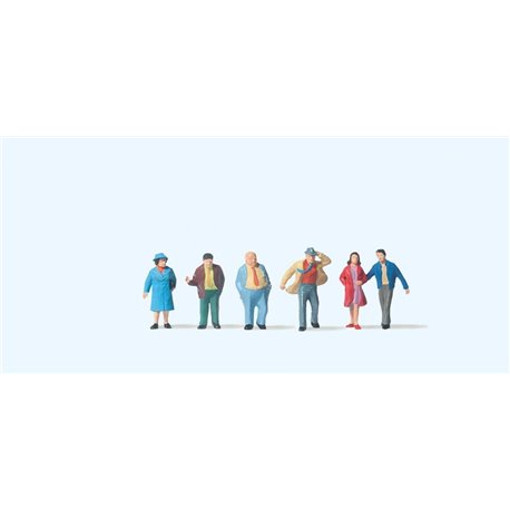 Passers By (6) Figure Set