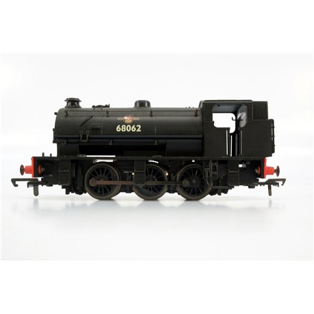Hornby R2094B Class J94 0-6-0T 68062 in BR Black. Used. OO Gauge